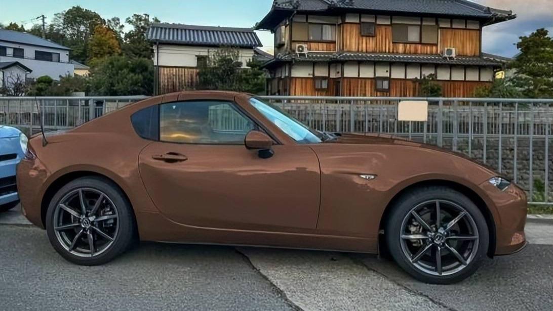 如何正确使用汽车的智能辅助驾驶功能？