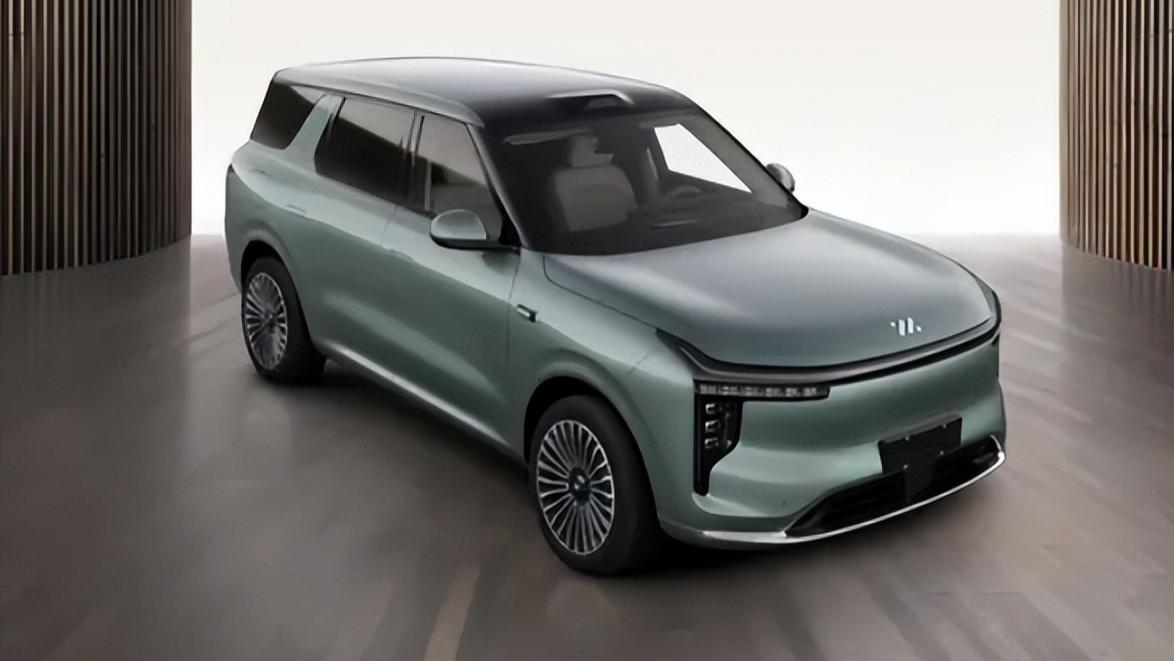 智己LS8申报图曝光！轴距超过3米，配1.5T增程器，后驱230千瓦