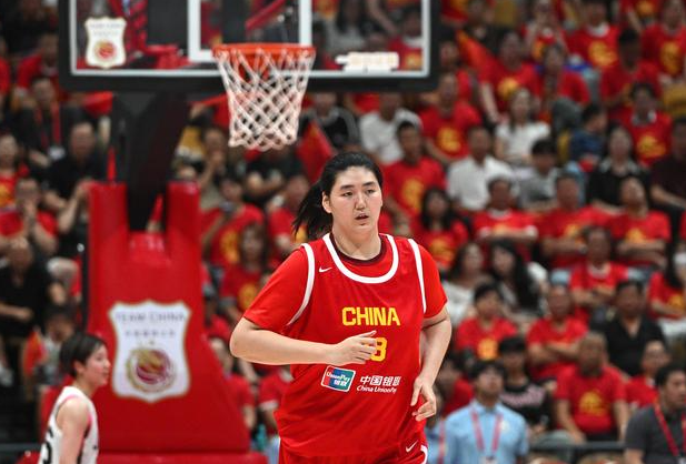 宫鲁鸣：本届亚洲杯张子宇暴露经验不足等问题，防守是她目前最大短板

7月20日，