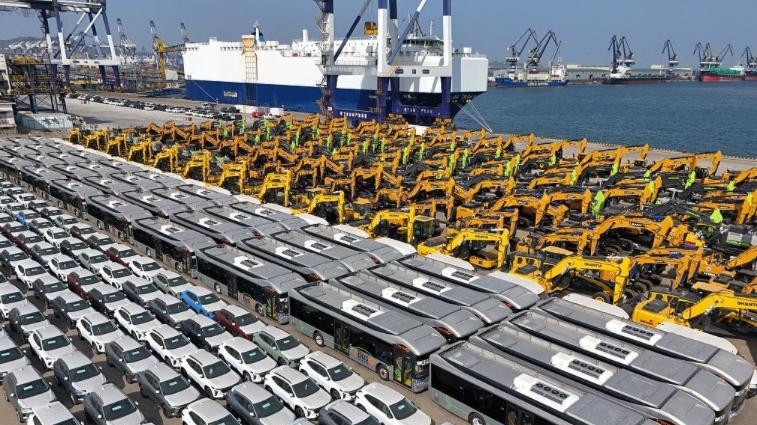 中国商用车谁称王？商用车年度成绩公布：冠军一年卖出61万辆