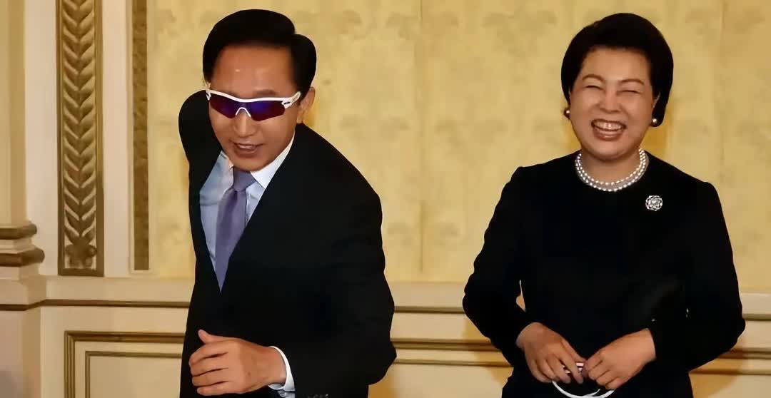 “你文在寅是君子，我李明博也不是小人”