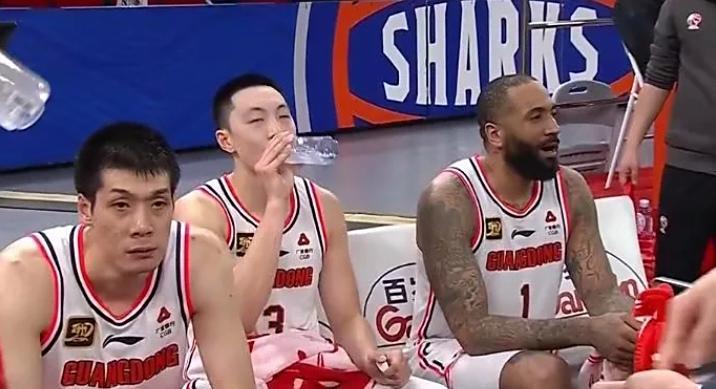 不留情面！广东队直接淘汰四人，杜锋收两大好消息

就在这两天，CBA各大球队陆续