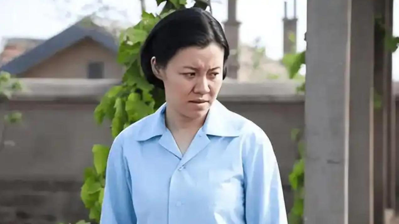 父母爱情：时代浪潮中的温情篇章