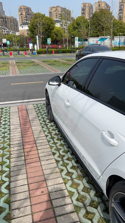 A4顶配高速问题
提车至今差不多4个多月公里数2000多 ，前段时间跑高速车速1