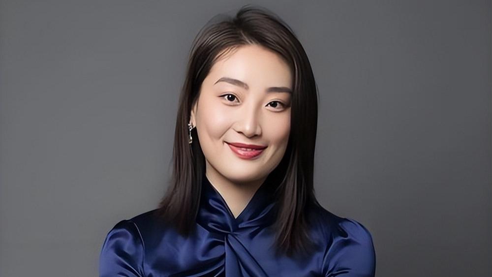 娃哈哈突然改名“娃小宗”，一个时代落幕，世界果然是个草台班子