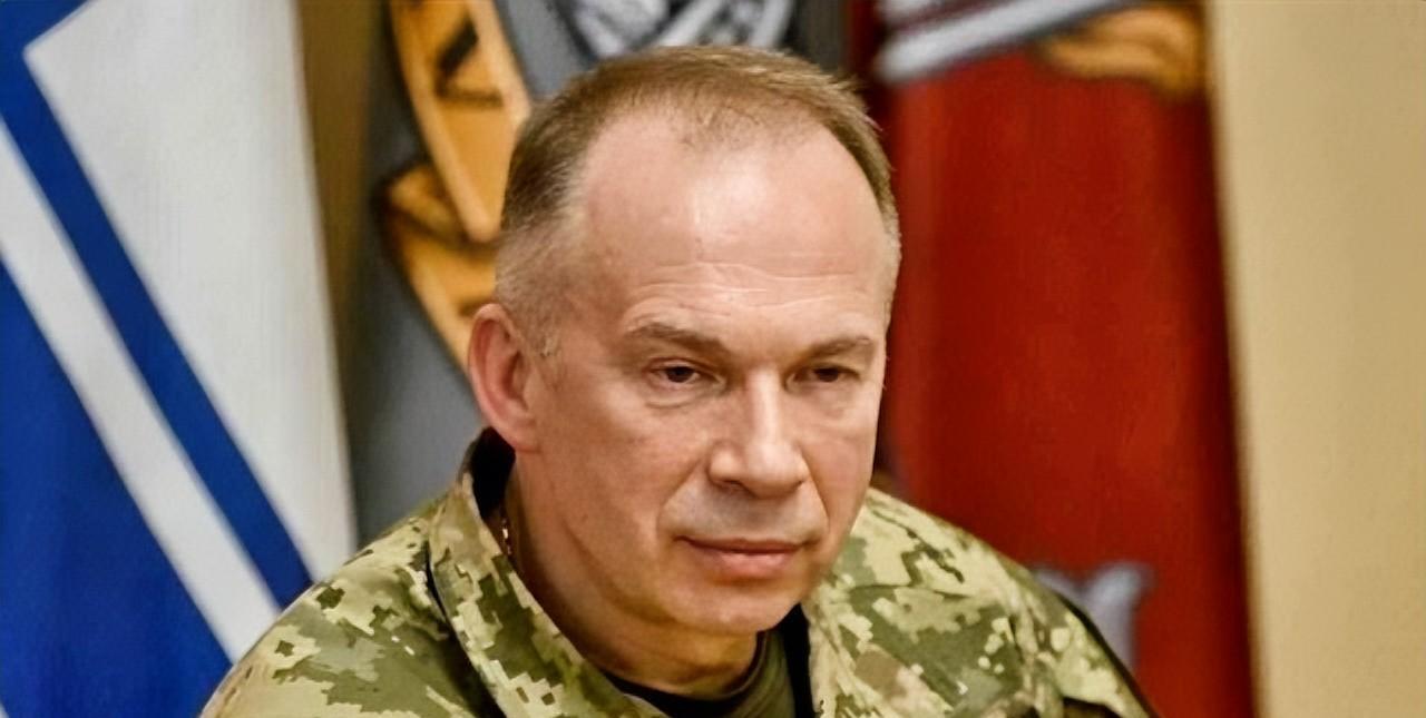 就在昨天，乌克兰武装部队总司令瑟尔斯基在Facebook写道，整个乌克兰面临着敌