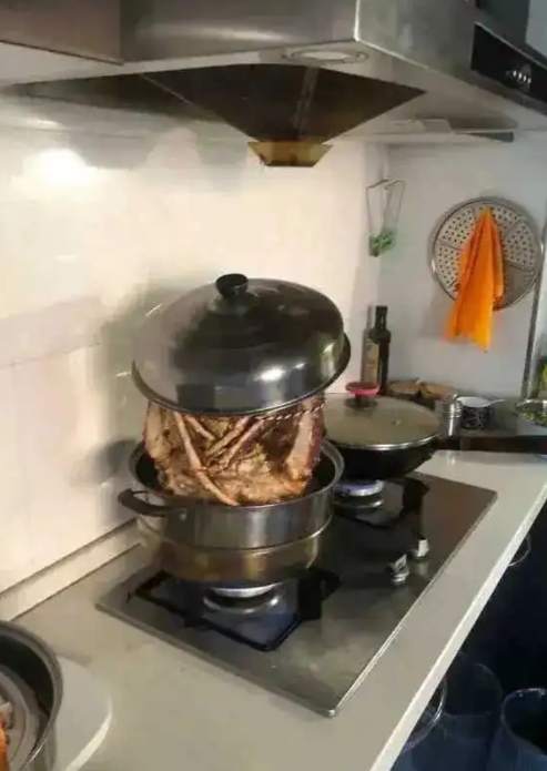 有点大，一锅炖不下！！！！