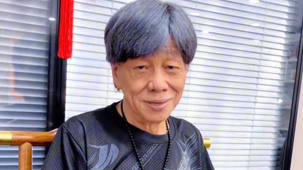 港媒曝梁小龙去世享年77岁，友人受访证实，丧礼将于深圳举行