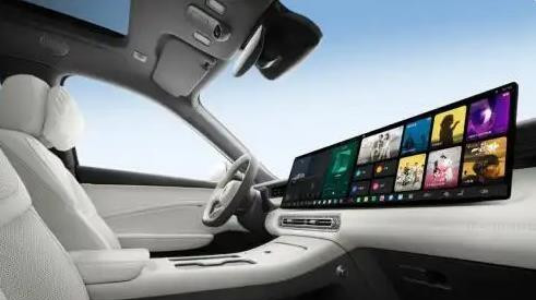 全新一代红旗HS6 PHEV用东风文化和审美重新定义“更好大五座”