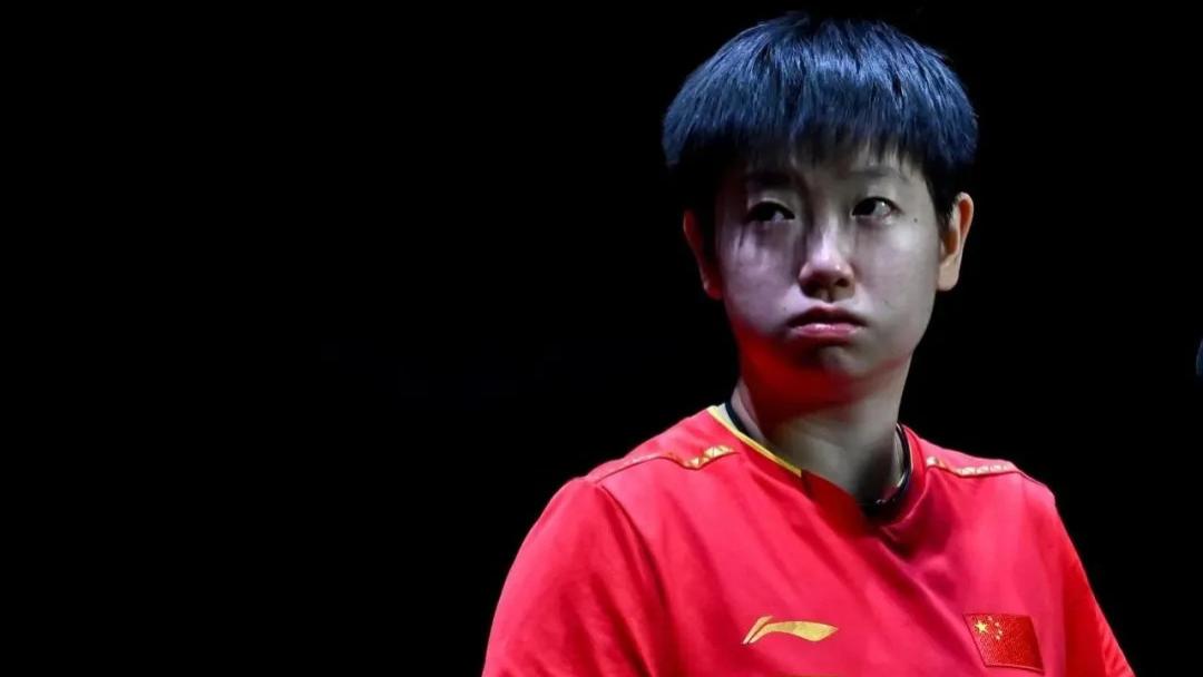 国乒出师不利！男单滑铁卢，女单连爆大冷，王曼昱、孙颖莎止步16强