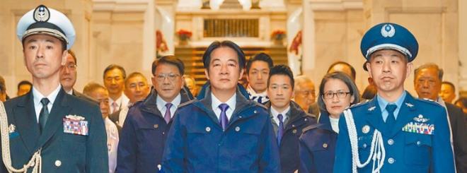 绿营名嘴自嗨说“谁敢打台湾，就是侵犯了全球供应链，就是与世界为敌。台湾是不能被惹