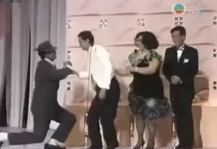 1980年，在《上海滩》开拍之前，招振强导演让郑少秋来演许文强。

郑少秋说:"