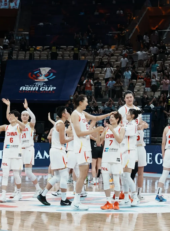 中国女篮三战全胜挺进半决赛

A组第一的成绩太给力了，接下来就是冲击决赛和冠军，