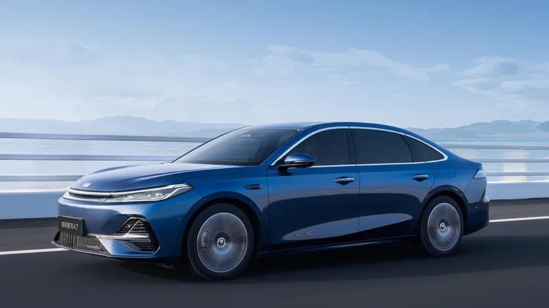 三款10万元新能源车卖爆了，买了绝对不吃亏！