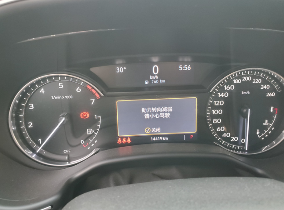 ct5助力转向失效
原地打了一下方向盘就这样了，目前1万4千公里。重启了几次不弹