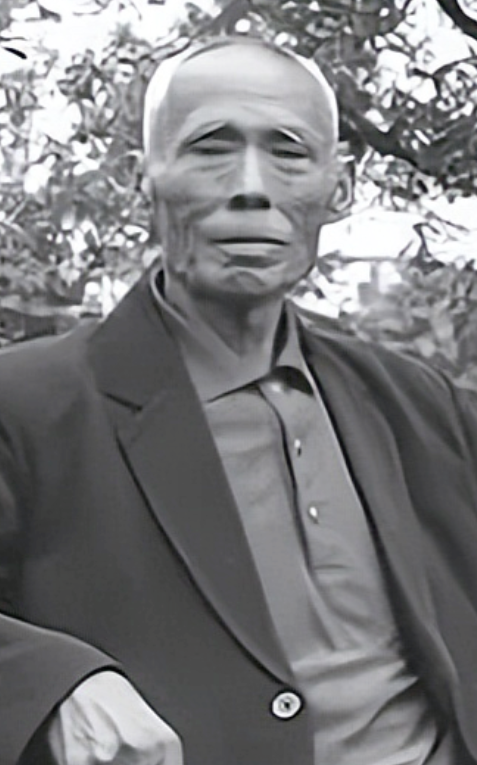 1949年，敌人让杨钦典，把白公馆剩下的19名地下党员全部杀了，这时，一个地下党