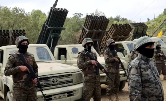 以色列空袭叙利亚总统府刚过去没两天，美军又突然出手，联合上以军空袭叙南、炸叙东，