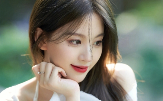 公司设备泡水抢修期，管培生却直播举报我非法调休加班，我笑了