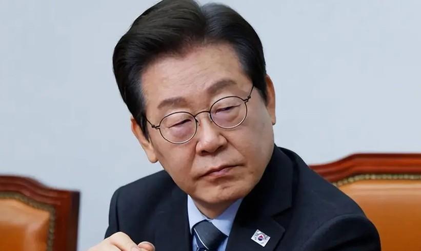 李在明还真是说一套做一套！在日本问题上选择妥协，称不能太计较韩日间的历史问题！