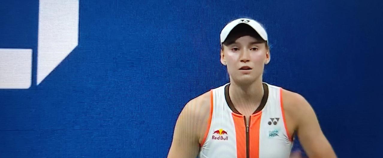 美国网球公开赛女单第四轮，莱巴金娜1:2不敌万卓索娃。
      万卓索娃6:
