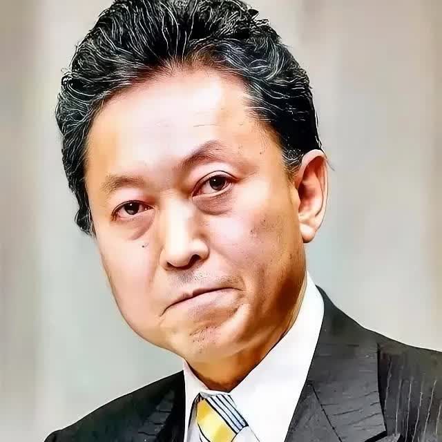 鸠山由纪夫顶着国内骂声、安保威胁，硬要飞到北京参加9月3日阅兵，这步棋不是冲动，