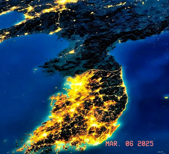 朝鲜：该来的，还是躲不掉，俄罗斯大哥何在？

美国核潜艇停靠韩国，美国第一航母群