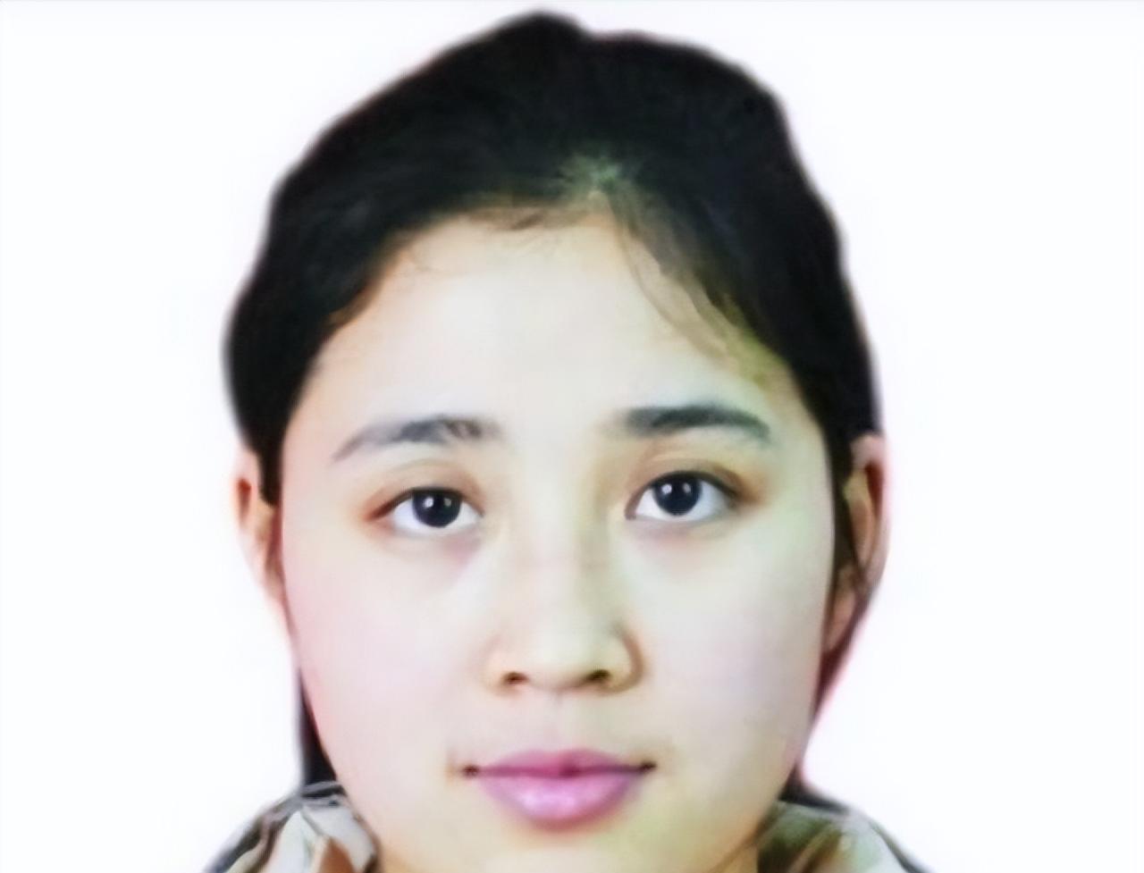 1990年，重庆36岁光棍捡到了一个女婴，不舍吃不舍喝将女孩养大，谁知，养女成年