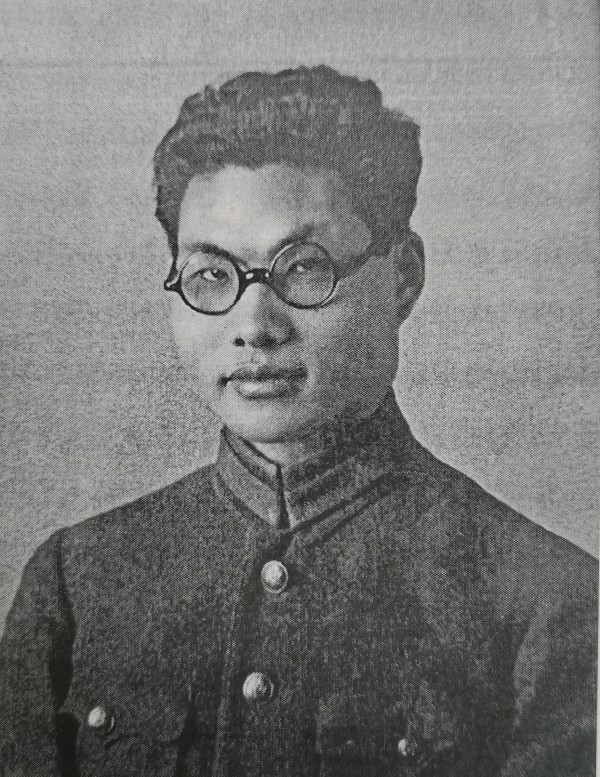 有一次陈独秀到苏联，发现几个中国留学生在那里学习军事。这不是好事吗？没想到陈独秀