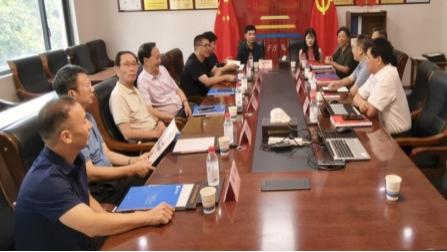 成都市梁平商会盛仁学会长率队走访会员企业零距离了解所需所诉