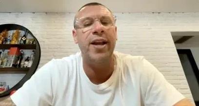 卡萨诺：国际米兰是意甲最强的，它有两套阵容！谁有像邦尼这样优秀的第三前锋？
安东