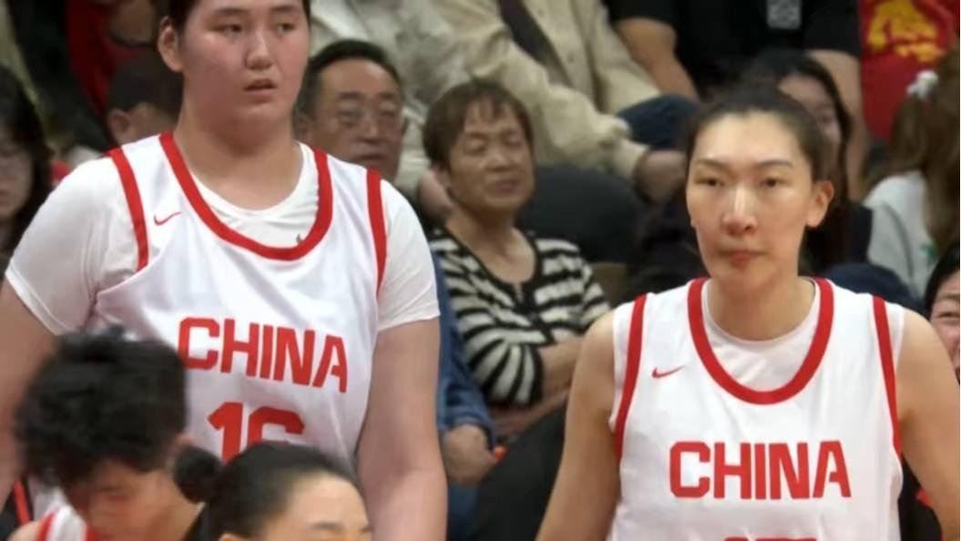 中国女篮再战尤文图特，半场结束双方战成50平！