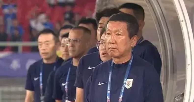 山东泰山队惊心动魄的一场反败为胜，客场战梅州上半场34分钟，令人意外地先失3球。