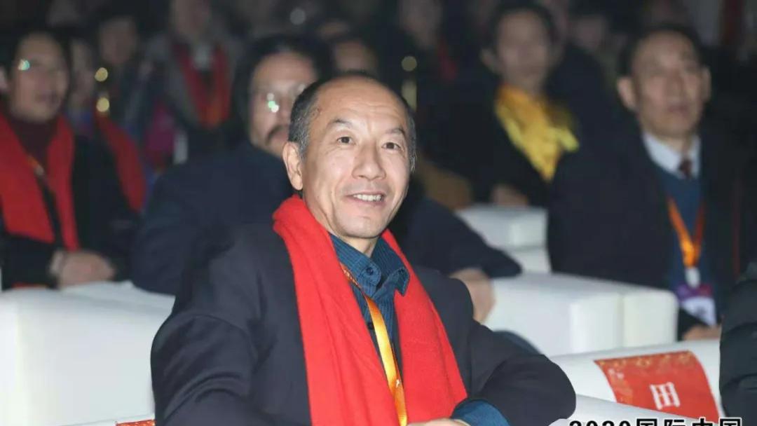 【万卓——中国人民功勋艺术家】阅兵展国威 文化铸丰碑