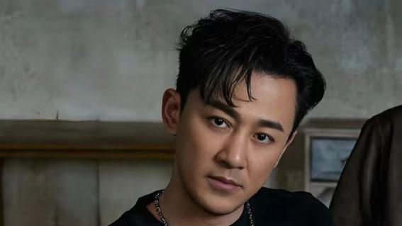 林峯：体面老去，是比不老更难的英雄主义