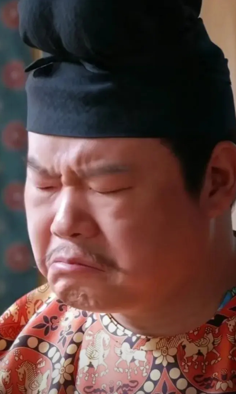 打脸了，岳云鹏首场演唱会票售罄。这几天他开个人演唱会的消息一经传出，一片骂声，这