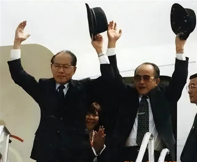 朝鲜高官跑韩国，最后在韩国去世











天呐！你敢信吗？朝鲜级别最