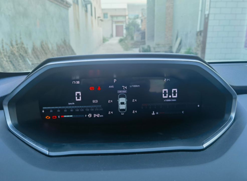 新手真实反馈长安CS55plus油耗问题
刚提新车的时候，记得在市区油耗达到10