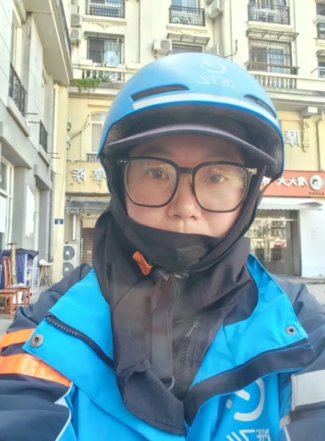 “当妈的看不了这备注！”杭州，女骑手送外卖接到一笔奇怪的订单，备注要求：别打电话