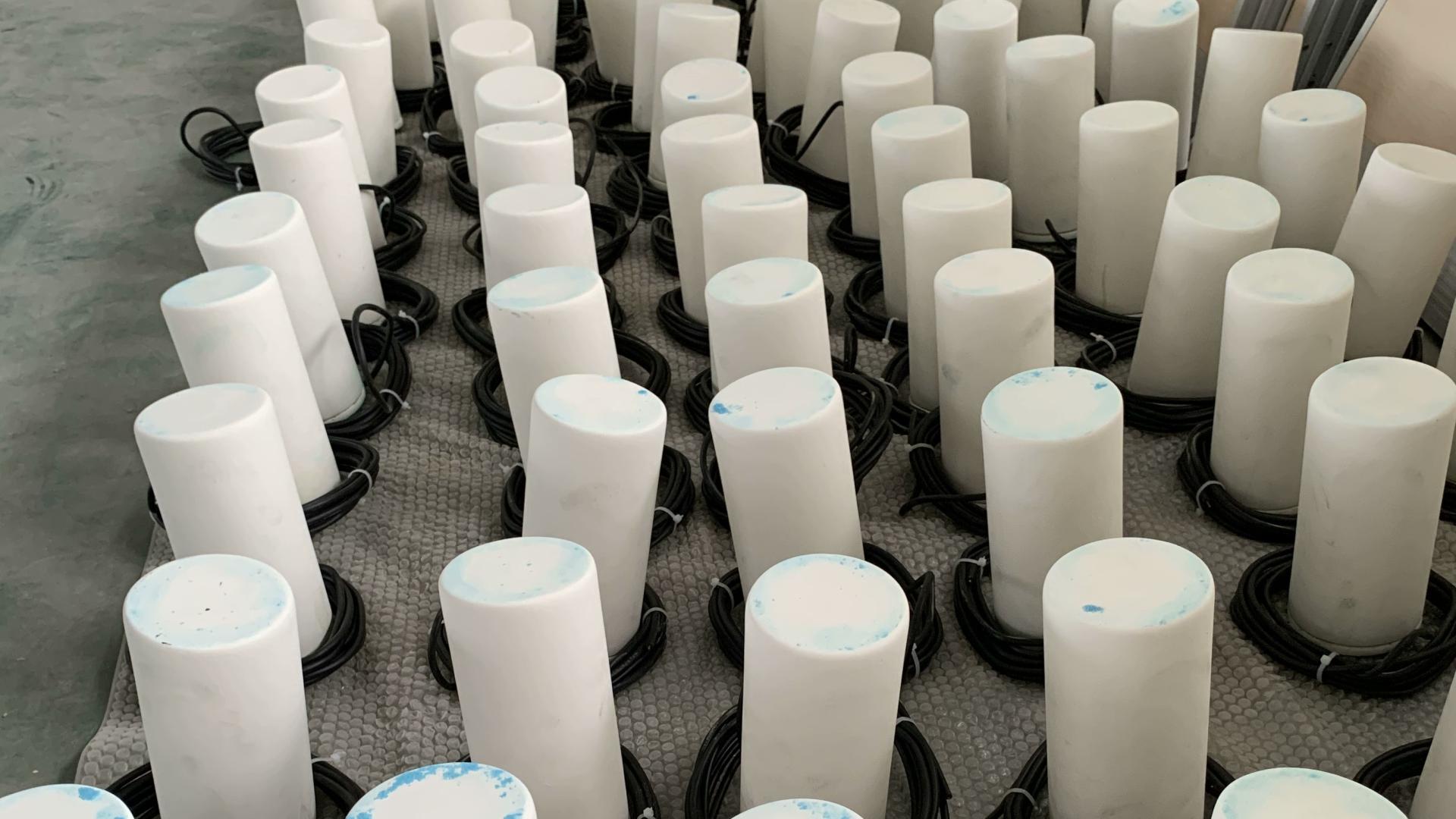 户外露天与室内密封环境中，硫酸铜参比电极的老化速度对比？