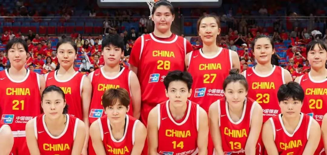 6月17日，中国篮协公布女篮亚洲杯12人名单，18岁身高2米26的张子宇入选，李