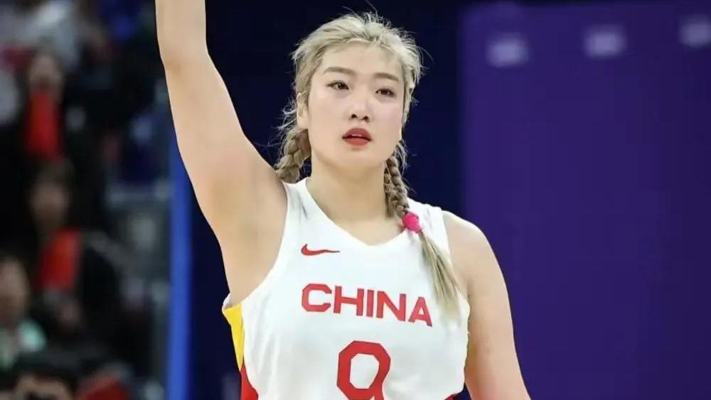 中国女篮开启集训，李梦意外又落选，有三理由值得宫鲁鸣回心转意