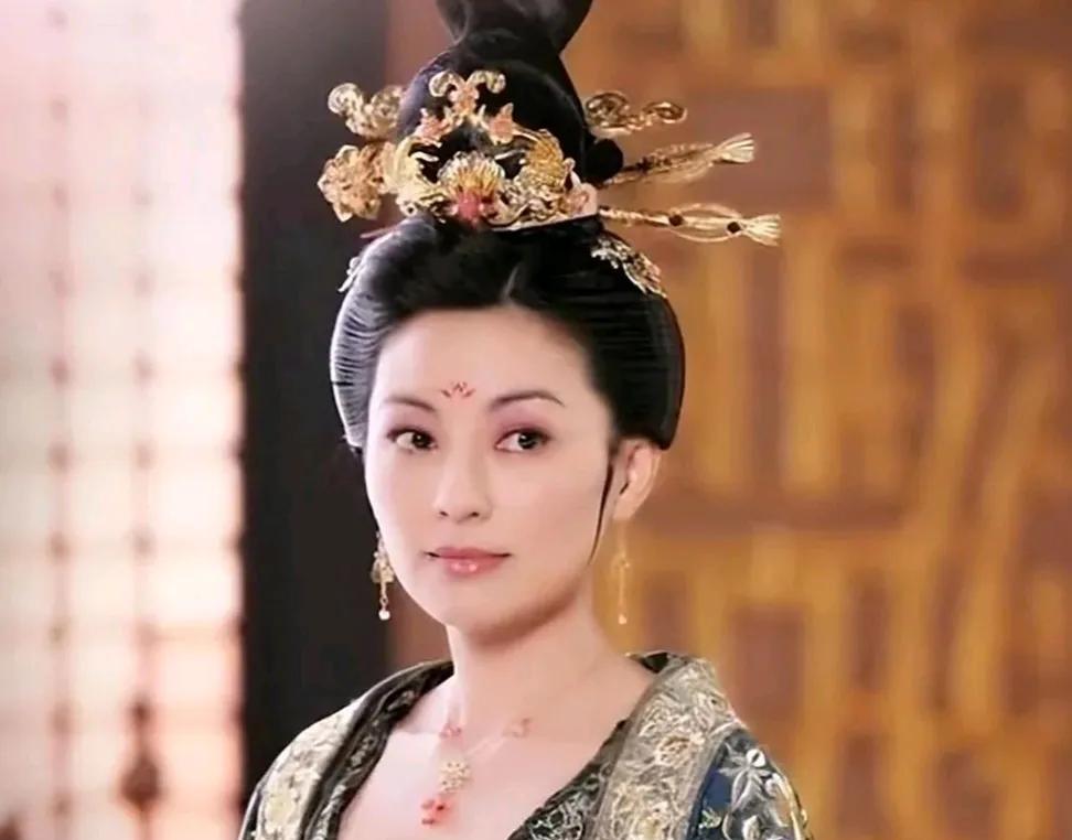 [微风]396年，王羲之12岁的孙女王神爱嫁给了太子司马德宗。洞房之夜，王神爱坐