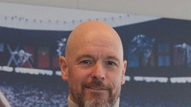 滕哈赫为何暂别曼联？复出时间揭秘！