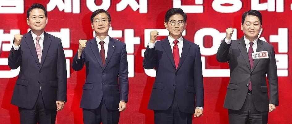 尹锡悦进牢之后国民力量党彻底摧毁了！支持国民力量党的也就是哪些极端组织和少部分老