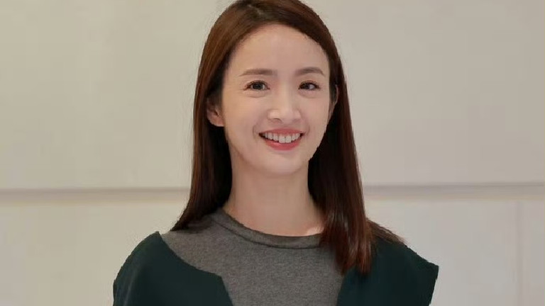 林依晨二胎怀孕五个月了，四十二岁高龄产妇，网友为其捏一把汗！