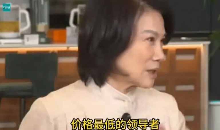 什么仇什么怨？董明珠又在内涵了？大姐为何如此耿耿于怀，一定要逮着了就绝不松口？其