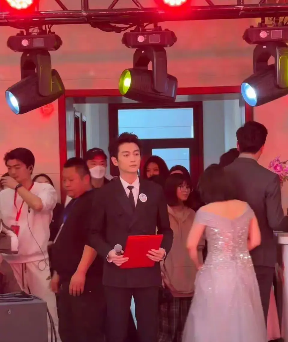 陈晓离婚了之后过得怎么样