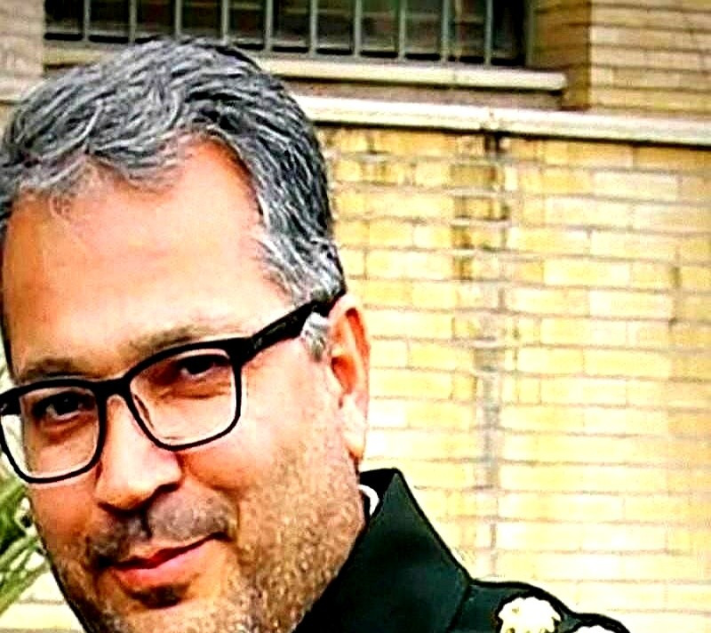 老王完胜高科技，管用才是真理











啥？伊朗警察局长被炸死了！这