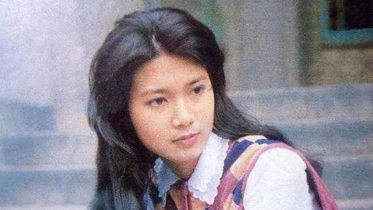 因无法生育离婚后，殷新再婚嫁给洋丈夫，王伯昭再婚失败差点投湖