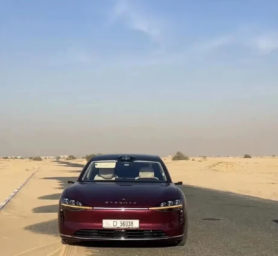 中东土豪肯定华为造的车“中国车已经灭掉了整个市场”，有中国车主开着华为的车去到中